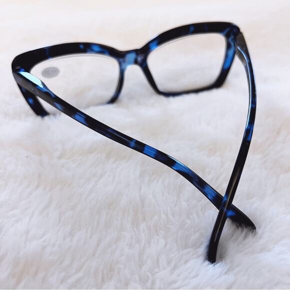 Leila Blue Cateye Oversized Reader Glasses - Picture 9 of 10